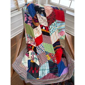 Vintage 70s 80s Handmade Quilt Patchwork Lap Baby Size